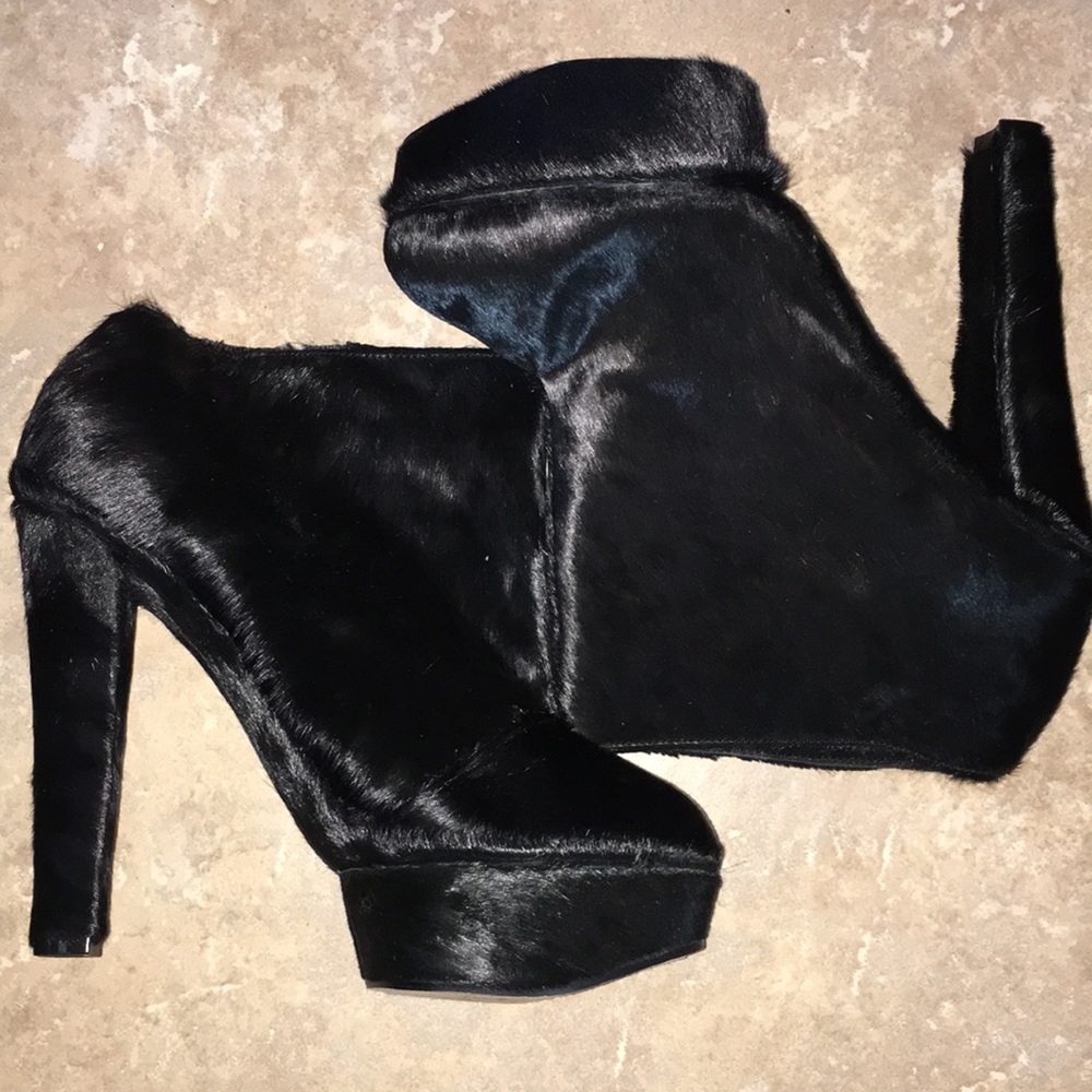 Senso Wilma Black Pony Calf Hair Platform Booties